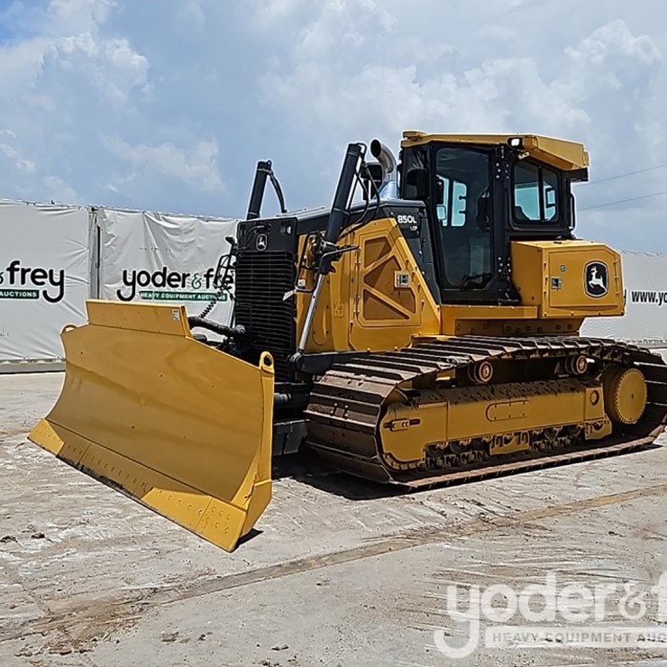 2022 DEERE 850L LGP