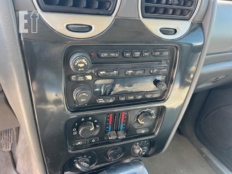 2006-gmc-envoy-image-28