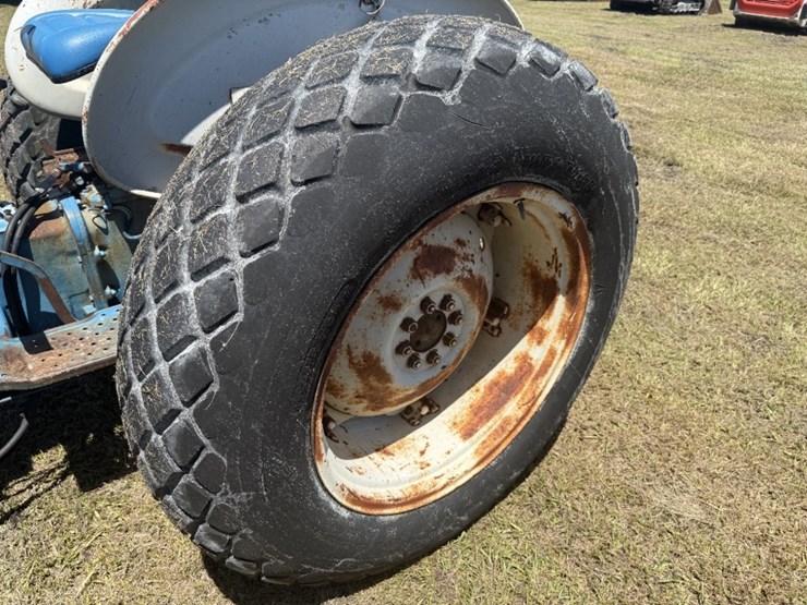 ford-4600-image-8