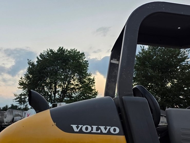 2016-volvo-sd45-image-25