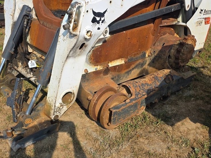 bobcat-t650-image-22