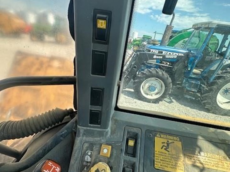 ford-6640-image-29