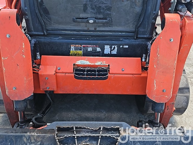 2023-kubota-svl75-2-image-15