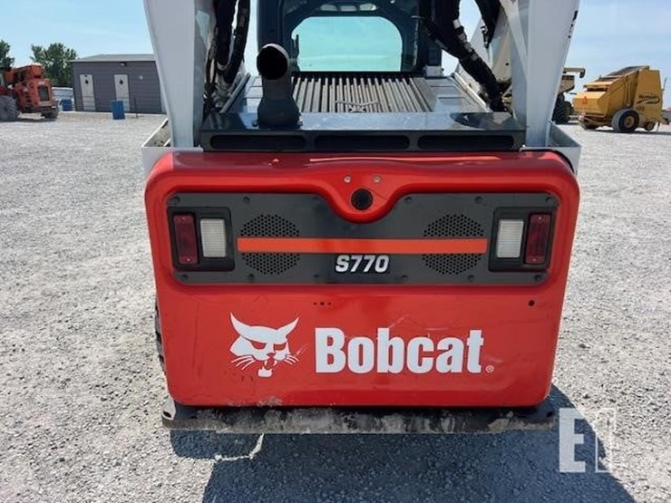 2023-bobcat-s770-image-19