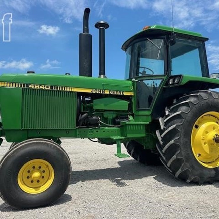 JOHN DEERE 4840