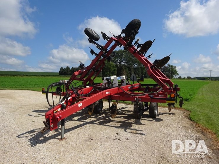 case-ih-5300-image-2