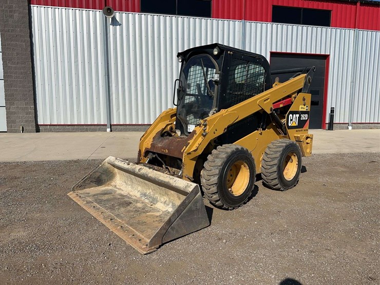 2018-caterpillar-262d-image-1