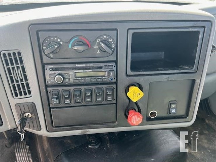 2007-international-transtar-8600-image-43
