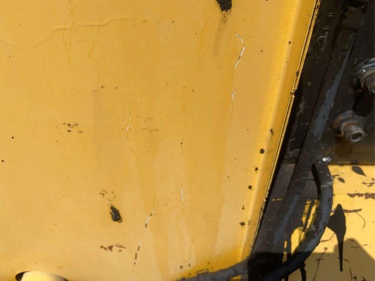 2021-etnyer-rubber-tar-crack-sealer-image-15