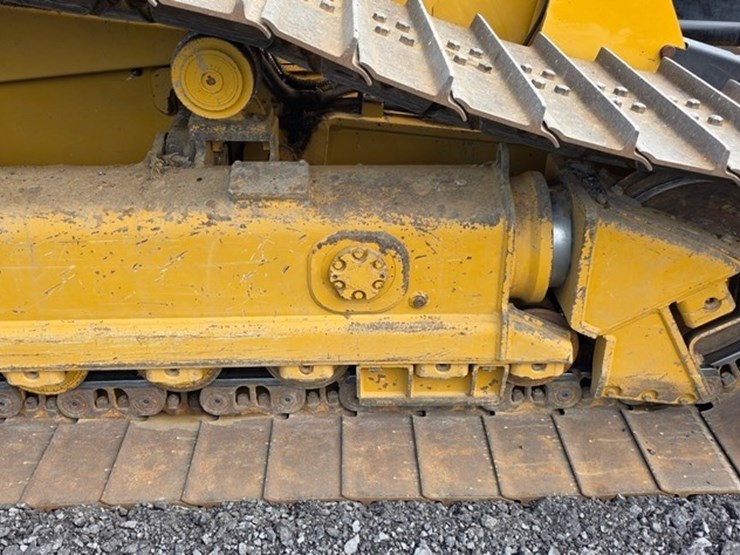 2021-caterpillar-d5-lgp-image-32
