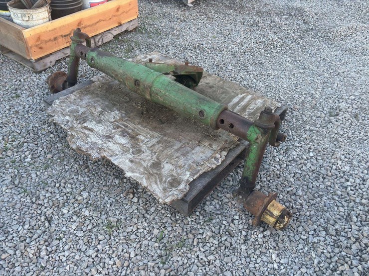 john-deere-model-b-image-2