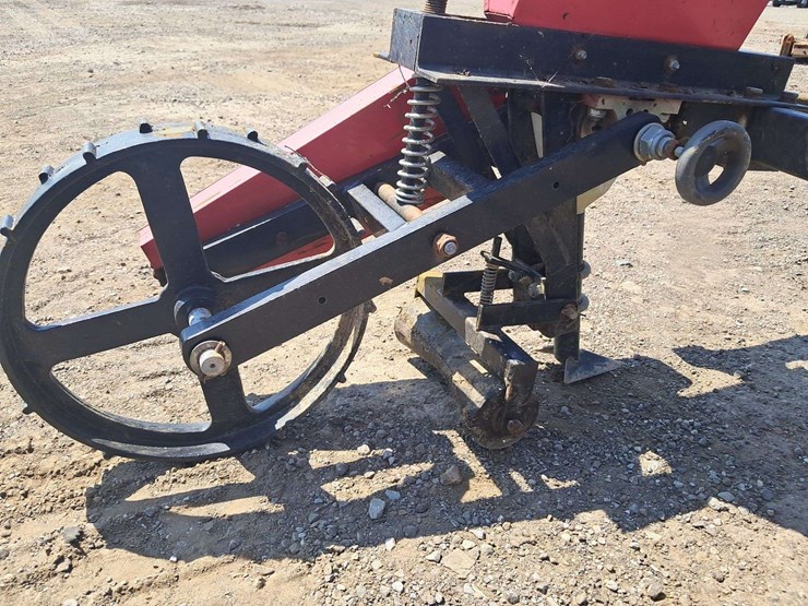 2-row-planter-image-5