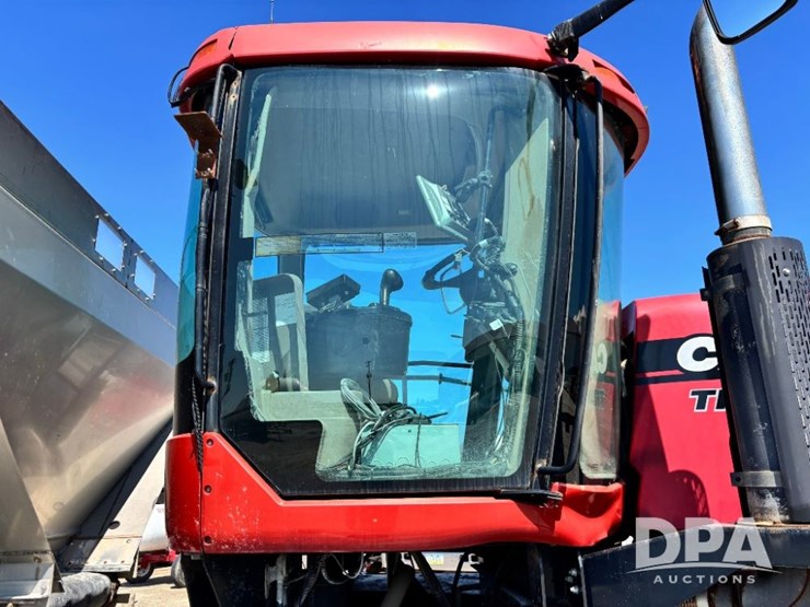 2009-case-ih-titan-3020-image-53