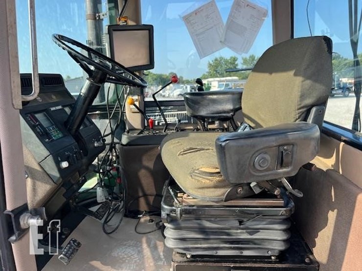 1996-john-deere-8870-image-42