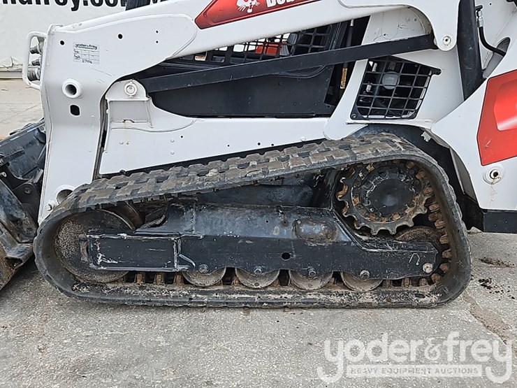 2020-bobcat-t595-image-15
