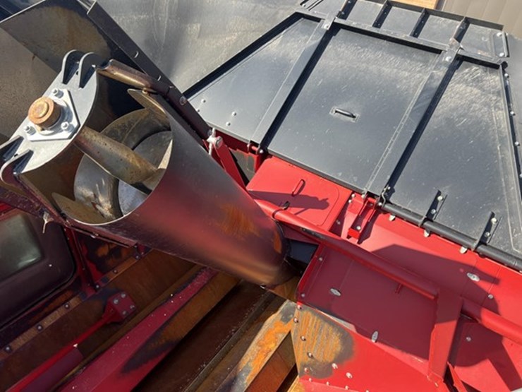2022-case-ih-8250-image-34