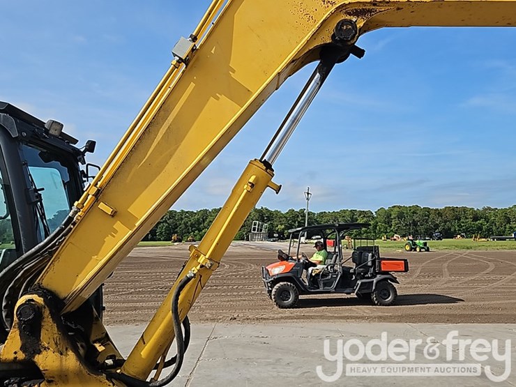 2021-kobelco-sk85cs-7-image-16