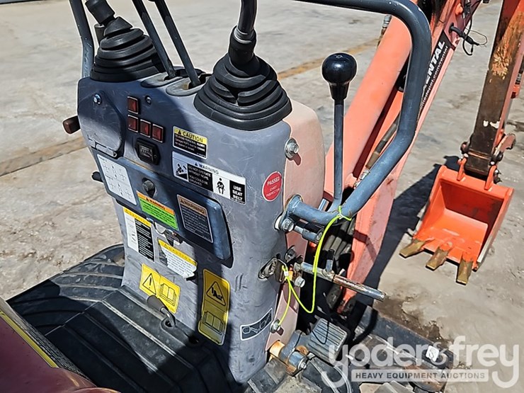 2018-kubota-k008-3-image-29