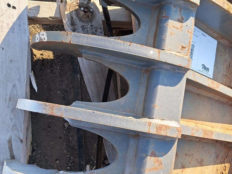 hydraulic-excavator-thumb-image-5