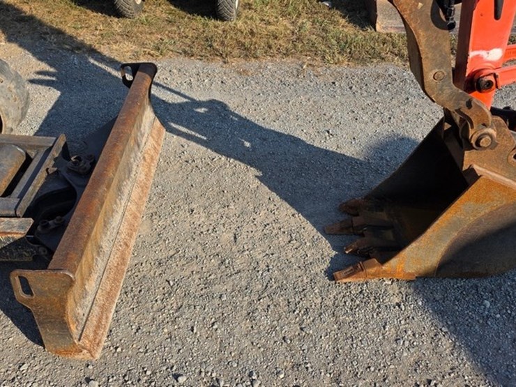 kubota-kx033-4-image-8