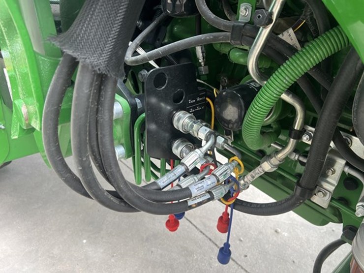 2024-john-deere-4066r-image-34