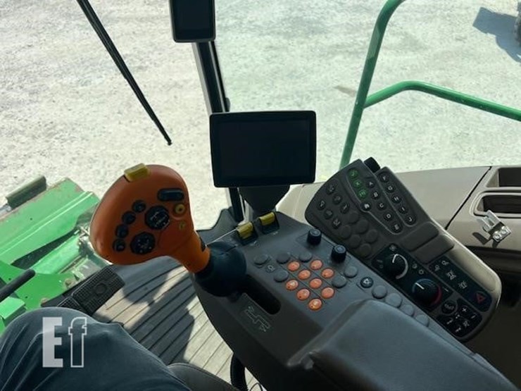 2014-john-deere-s670-image-85