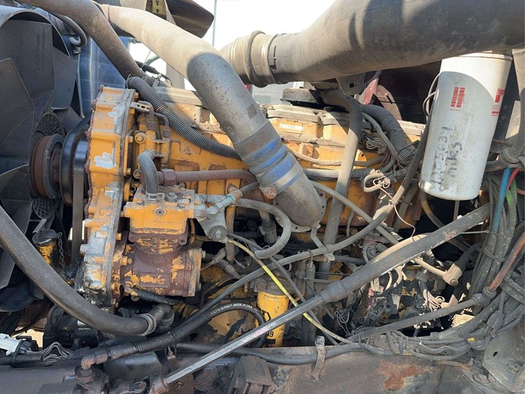 2005-international-9900i-image-35