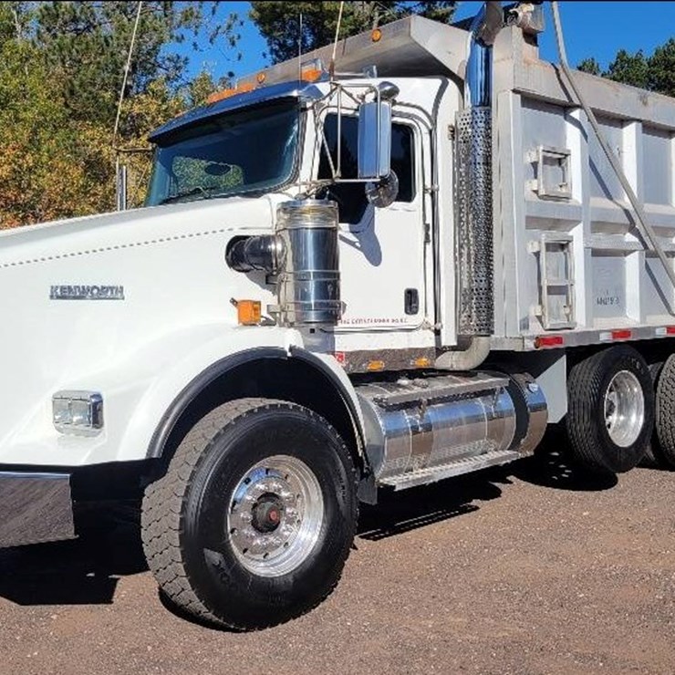 2017 KENWORTH T800