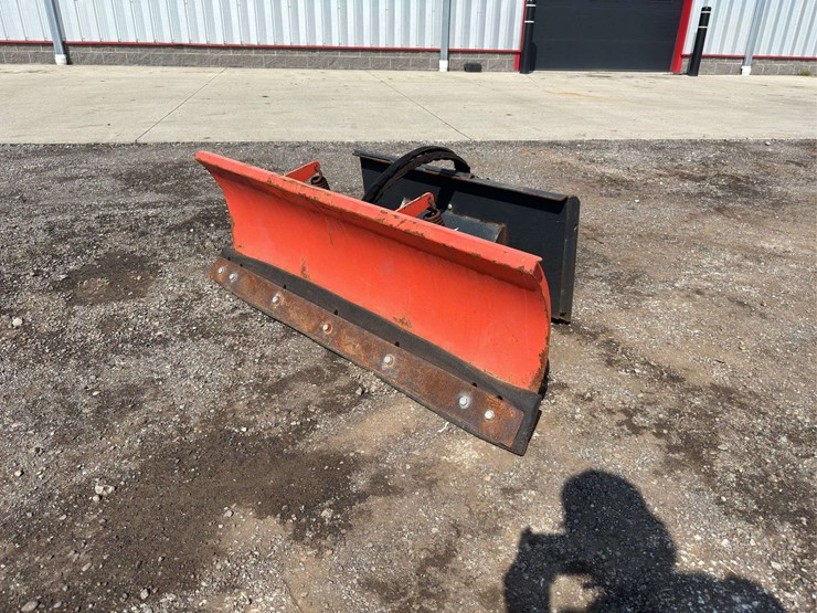 54"-power-angle-snow-plow-w/-rubber-edge-image-1
