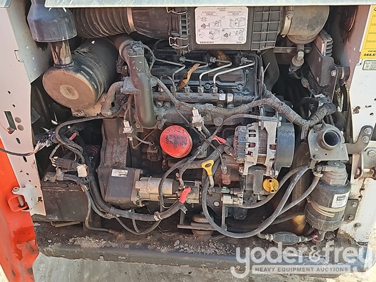 2018-bobcat-t590-image-23