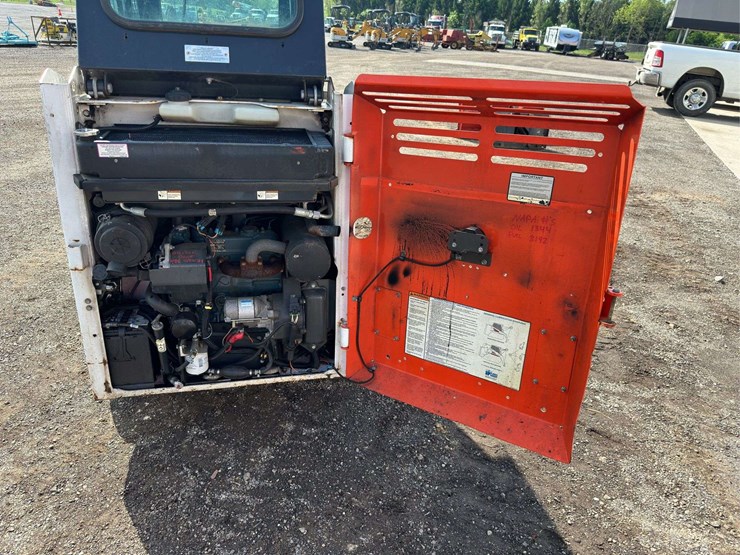 2018-bobcat-s70-image-10