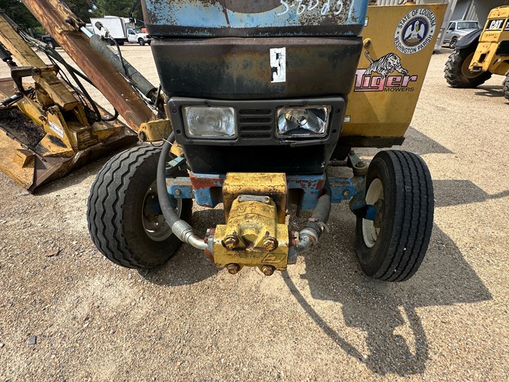 ford-6640-image-33