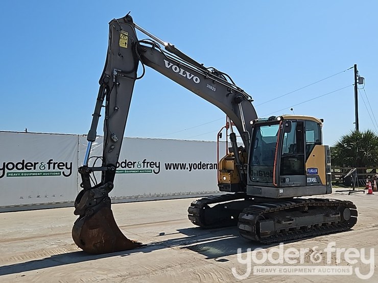 2019-volvo-ecr145el-image-1