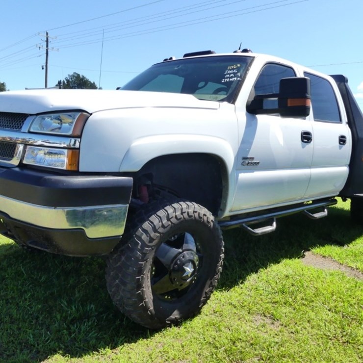 2005 CHEVROLET 3500