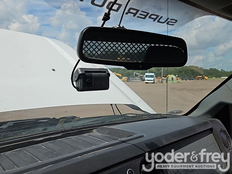 2015-ford-f550-image-37