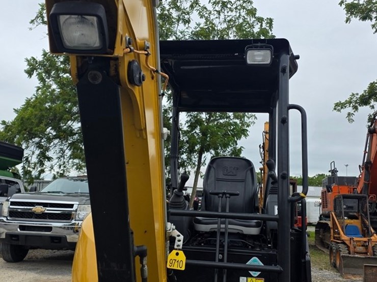2021-caterpillar-303e-cr-image-35
