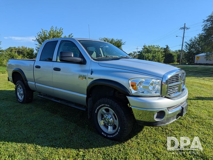 2009-dodge-ram-2500-image-1