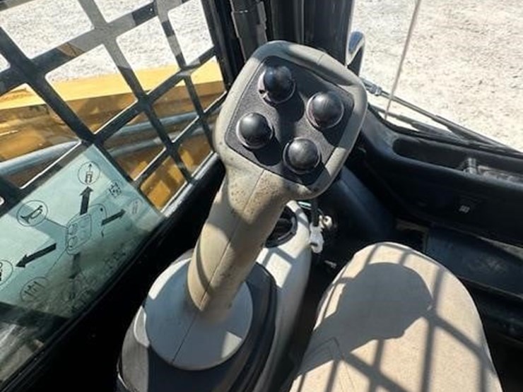 2006-caterpillar-287b-image-21