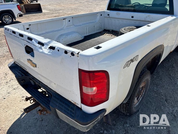 2008-chevrolet-2500-image-40
