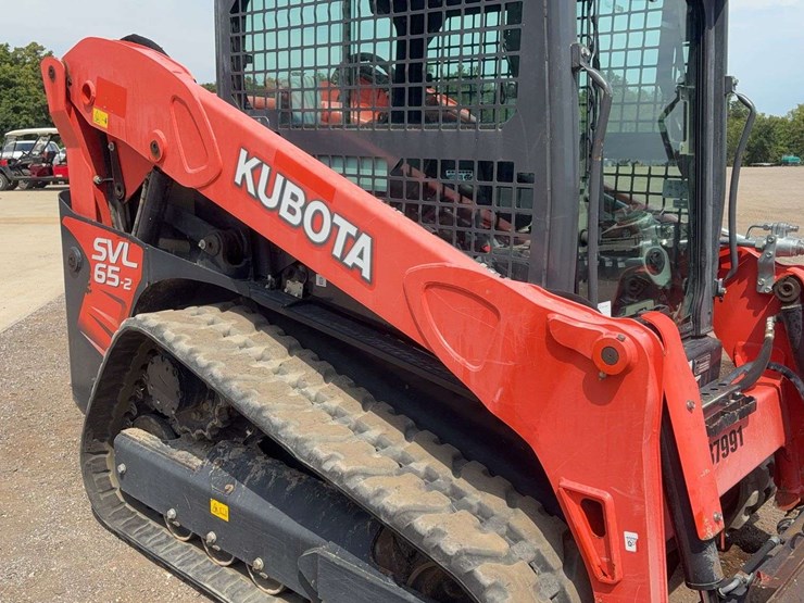 2019-kubota-svl65-2-image-18