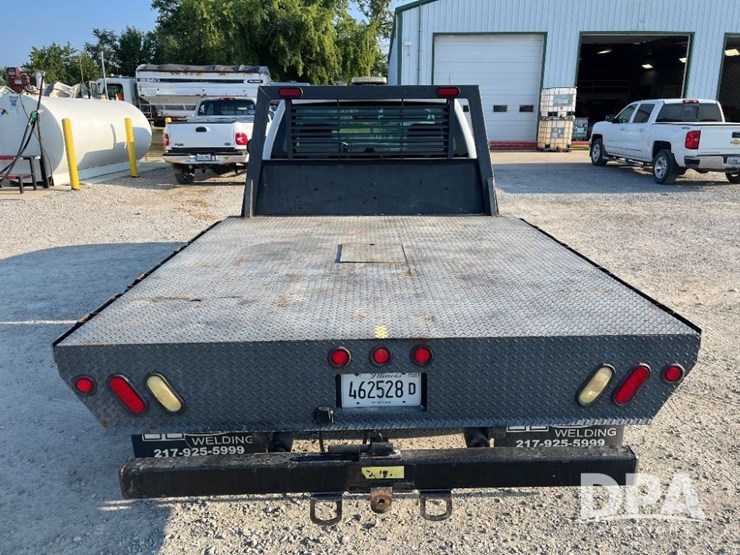 2009-gmc-3500-image-36