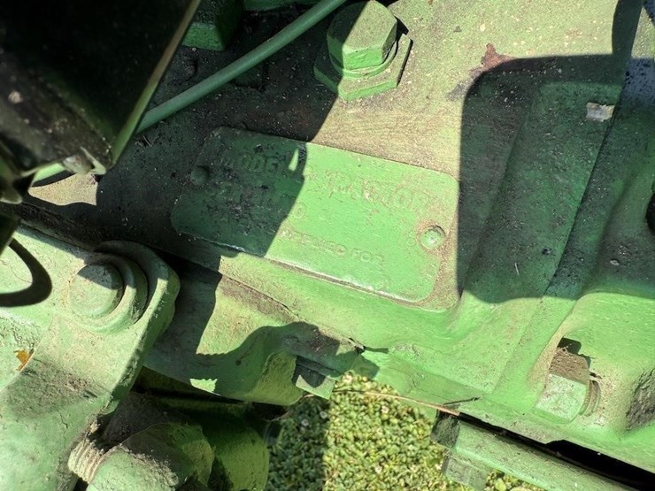 john-deere-b-image-10