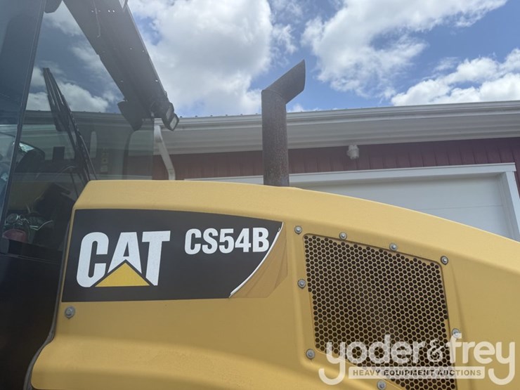 2014-caterpillar-cs54b-image-20