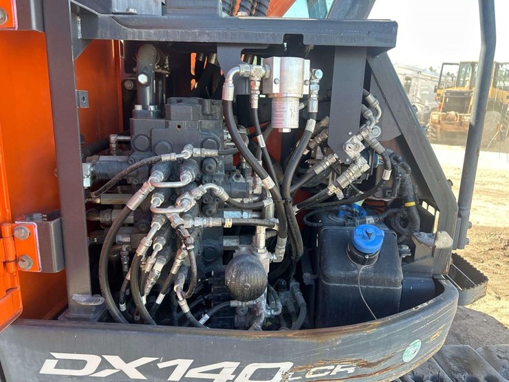 2024-doosan-dx140-lcr-image-22