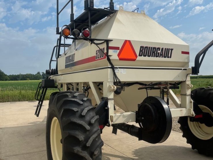 2005-bourgault-5200-image-5
