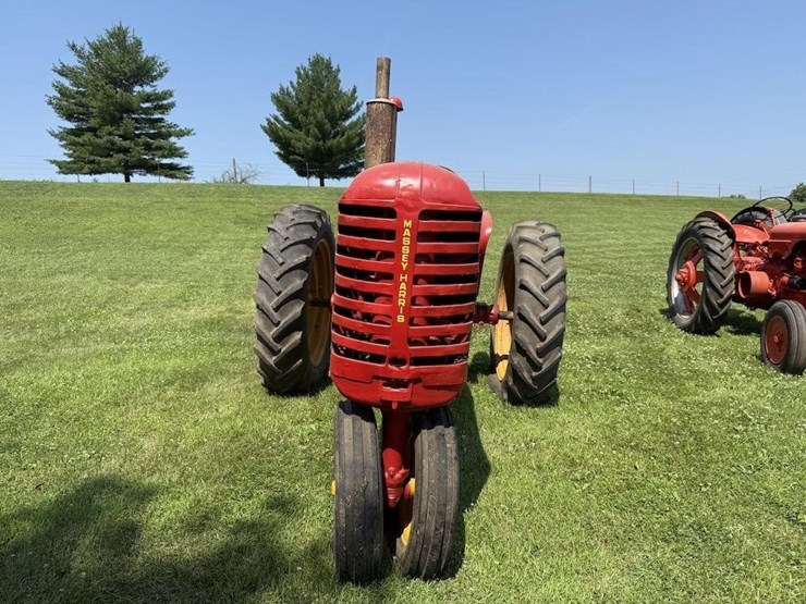 massey-ferguson-44-image-2