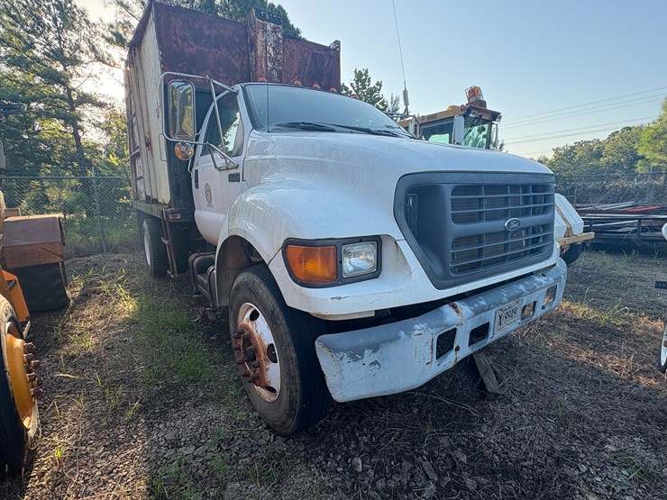 2000-ford-2000-image-2