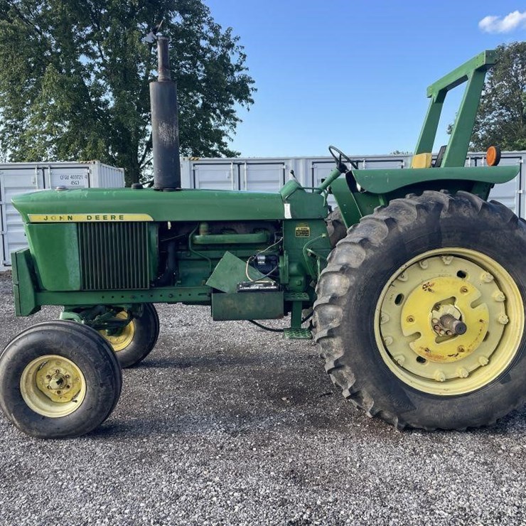 1972 JOHN DEERE 4320