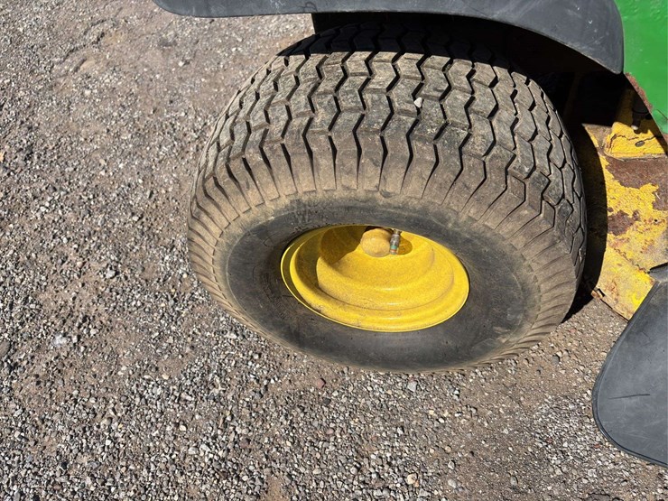 john-deere-la135-image-8
