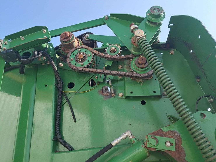john-deere-854-image-10
